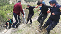 Tokatta yaralı sürücüyü insan zinciri oluşturup kurtardılar