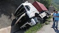 Kanala devrilen TIR otoyolu kapattı