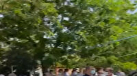 Kerkük'te FETÖ'ye ait okulun kalitesiz eğitimi ve yüksek ücretleri veliler tarafından protesto edildi