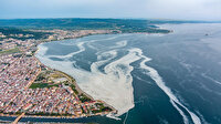 Deniz salyaları Çanakkale Boğazı'nı sardı