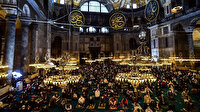 87 yıl sonra bir ilk: Ayasofya'da kılınan bayram namazı Yunanistan'ı rahatsız etti