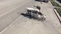Amasya’da feci kaza: Motosikletten fırlayıp minibüsün üstüne düştü