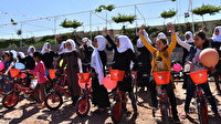 Suriyeli savaş mağduru 252 çocuğa bisiklet sürprizi