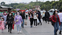 Kısıtlamasız ilk cumartesi gününde Eminönü tıklım tıklım