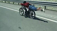 Konya'da motosikletin üstüne yatan sürücünün tehlikeli yolculuğu kamerada