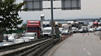 Samsun'da viyadük üzerinde 3 araç çarpıştı: Trafik felç oldu