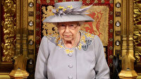 Oxford öğrencileri İngiltere'nin sömürgeci geçmişini hatırlattığı için Kraliçe Elizabeth'in portre fotoğrafını indirdi