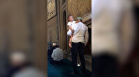 Ayasofya Camii'nde yürekleri ısıtan görüntüler: Kıyamdaki babasının kucağından inmedi