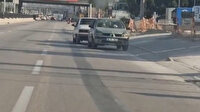 Bursa'da şaşkına çeviren görüntü: Arızalı otomobili kara yolunda ters çekti