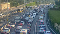 Vatandaşlar işe gitmek için yollara çıktı İstanbul'da trafik durma noktasına geldi