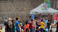 İHH Niğde'de çocuklara dondurma dağıttı