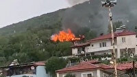 Muğla'da yıldırım düşen ev küle döndü