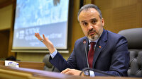 Alinur Aktaş'tan yangında eşyaları yandığı için ağlayan kadına yardım eli
