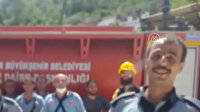 Muğla'daki yangına müdahale eden itfaiye erinden eşine videolu doğum günü sürprizi