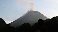 Endonezya'daki Merapi Yanardağı'nda yine volkanik hareketlilik yaşandı
