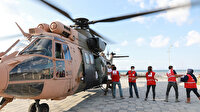 Canla başla çalışıyorlar: Ulaşılamayan köylere yardımlar helikopterlerle taşınıyor