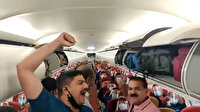 Afganistan'dan tahliye edilen Hindistan vatandaşlarının sevinci kameralara böyle yansıdı