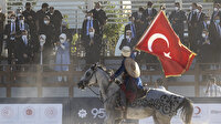 Cumhurbaşkanı Erdoğan Ahlat'ta atlı gösterileri izledi