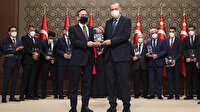 Fahrettin Altun: Bu kıymetli ödülü Cumhurbaşkanımızın elinden almak bizim için çok büyük bir gurur