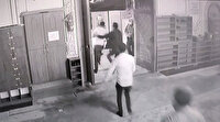 Sultangazi'de madde bağımlısı şahıs imama sopayla saldırdı