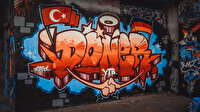 Alman sanatçı Krom ve Cumhur Frankfurt’tan ‘Türk döneri’ temalı rap şarkısı