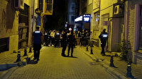 İzmir'de korku dolu gece: Çatlakları gören kendini dışarı attı
