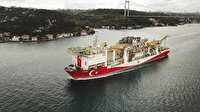 Yavuz sondaj gemisi Karadeniz'e açıldı: İstanbul Boğazı'ndan geçişi havadan görüntülendi