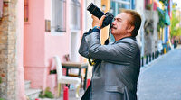 Suriçi’nden bir usta geçti: Orhan Gencebay Unesco Photo Safari için Fatih sokaklarında deklanşöre bastı