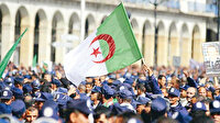 Cezayir'den Macron'a cevap: Osmanlı
bizi Haçlıya karşı
korudu