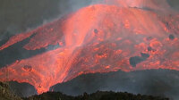 Cumbre Vieja Yanardağı lav püskürtmeye devam ediyor