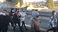 Arızalanan metrobüs yolda kalınca vatandaş hat üzerinde yürüdü