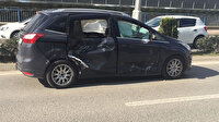 Dinamitle patlatma sırasında kaya parçaları 2 araca zarar verdi