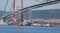 Dev platform 57 metre suya batırılarak 1915 Çanakkale Köprüsü altından geçti