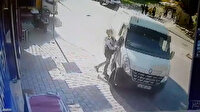 Direksiyon hakimiyetini kaybeden panelvan kaldırıma devrildi: 3 kişi şans eseri kurtuldu