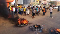 Sudan'da darbe girişimi: Binlerce kişi askeri müdahaleye karşı sokaklara indi