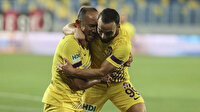 Umut Bulut'tan geceye damga vuran gol