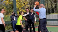 Cumhurbaşkanı Erdoğan Ümraniye'de gençlerle basketbol oynadı