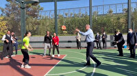 Cumhurbaşkanı Erdoğan gençlerle basketbol oynadı