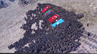 Mehmetçik 'Komando Marşı' eşliğinde Davraz Dağı'na tırmanarak şehitleri andı
