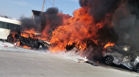 Meksika’da kamyon 6 aracı biçti: 19 ölü, 3 yaralı