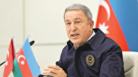 Anlatırken gözleri doldu