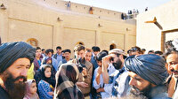 Afganistan tutanakları: Taliban
nazik est!