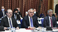 HDP'lilerin 'Kürt illeri' provokasyonuna Bakan Ersoy'dan 'kitaplı' yanıt: Basılan eserleri masalarına bıraktı