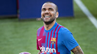 Beş yıl sonra Barcelona'ya geri dönen Dani Alves'in maaşı herkesi şaşırttı