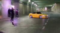 Esenyurt'ta düğün konvoyunda alt geçidi trafiğe kapatıp drift yaptılar