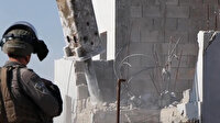 İşgalci İsrail Batı Şeria'da Filistinlilere ait binayı yıktı