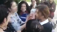 Antalya'da liseli kızların ekmek bıçaklı kavgası kamerada