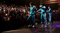 Güney Koreli K-Pop grubu A.C.E İstanbul'da hayranlarıyla buluştu: Squid Game ile eğlendiler
