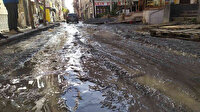 Bir aydır süren alt yapı çalışması vatandaşı bezdirdi: 'Yapacaksan bunu yazın yapacaksın'