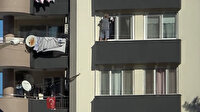 Adana'da bir ev hanımının ölümüne cam temizliği kamerada